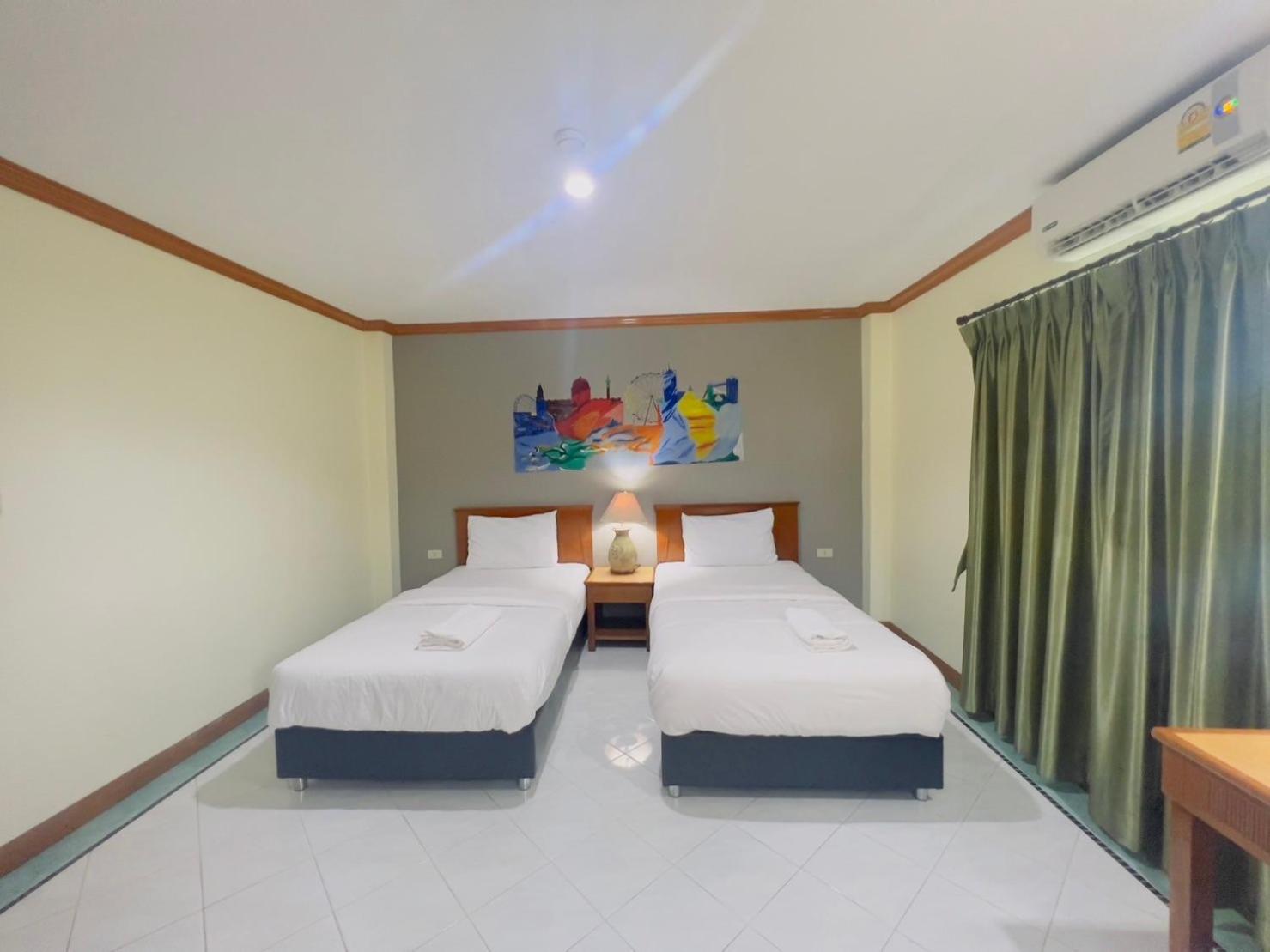 Отель Royal Vista Patong Экстерьер фото